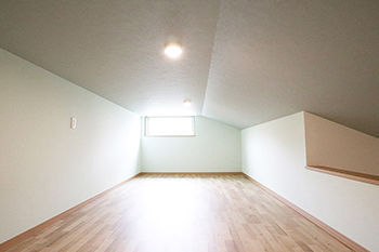 パルコホーム 【間取図有／2000万円台／小屋裏収納／太陽光発電＆蓄電池】広々とした平屋の家で家族の趣味や時間を満喫の建築実例画像7