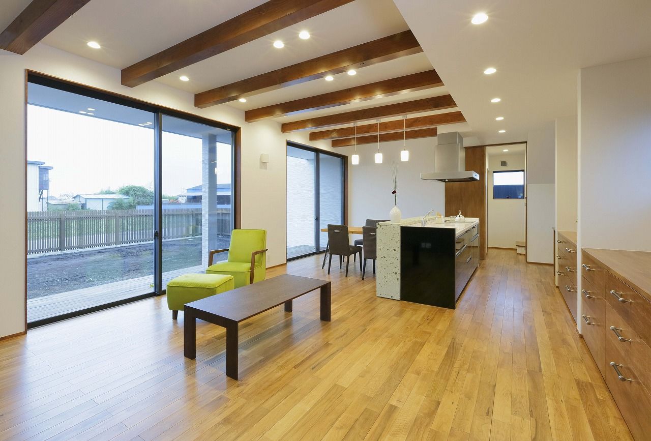 イケダ工務店 【44.8坪/3,000～3,499万円】ガレージで趣味を徹底的に楽しむ！木の温もりに包まれる癒しの生活の建築実例画像7