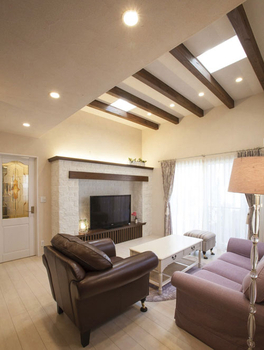 新進建設 【3200万円】125組が見学に訪れた実例。南欧風デザインが印象的なガレージハウス／家の間取り図ありの建築実例画像3