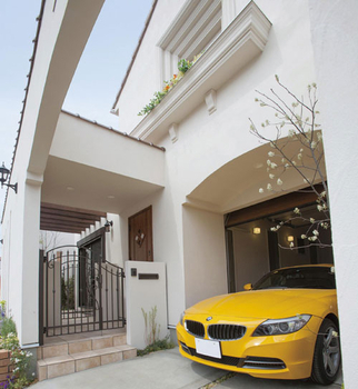 新進建設 【3200万円】125組が見学に訪れた実例。南欧風デザインが印象的なガレージハウス／家の間取り図ありの建築実例画像5