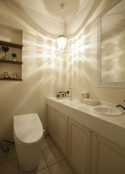 新進建設 【3200万円】125組が見学に訪れた実例。南欧風デザインが印象的なガレージハウス／家の間取り図ありの建築実例画像8