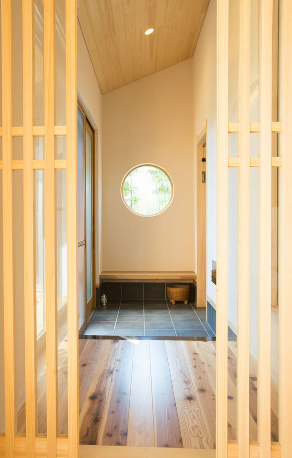 新進建設 【2500万円】扇型の土地をいかした、庭を抱いて「くの字」に建つ家／家の間取り図ありの建築実例画像6