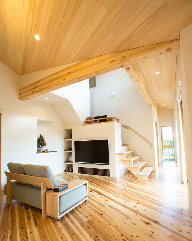 新進建設 【2500万円】扇型の土地をいかした、庭を抱いて「くの字」に建つ家／家の間取り図ありの建築実例画像8