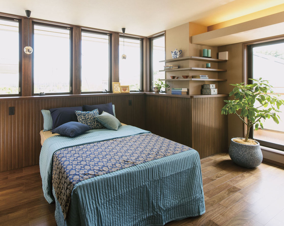 新進建設 【4000万円】時代を経ても価値はそのまま。三世代が住み継げる家/２台分のガレージ／家の間取り図あり　の建築実例画像5