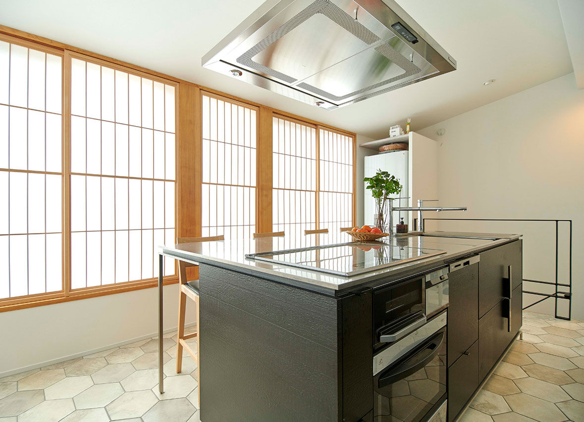 新進建設 【4000万円｜敷地14.9坪｜店舗併用｜間取り図あり】都心の狭小地でかなえた、カフェ併設の都市型３階建ての建築実例画像9