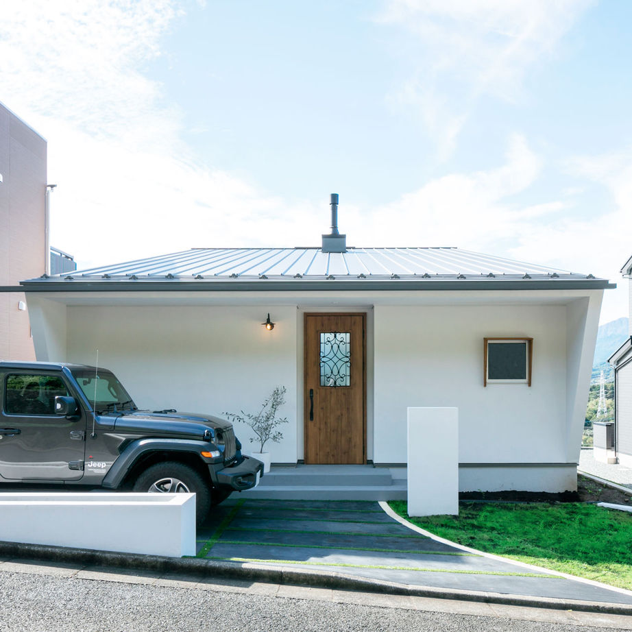 新進建設 ＜絶景の平屋＞【間取り図あり／2090万円／26坪】バスタイムも絶景！都市部から移住で叶えたリゾートライフの建築実例画像2