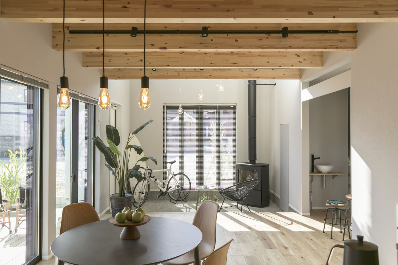 新進建設 【2720万円/30坪/ZEH/間取り図】光熱費に家族全員がビックリ！高気密・高断熱特化の超高性能の家の建築実例画像14