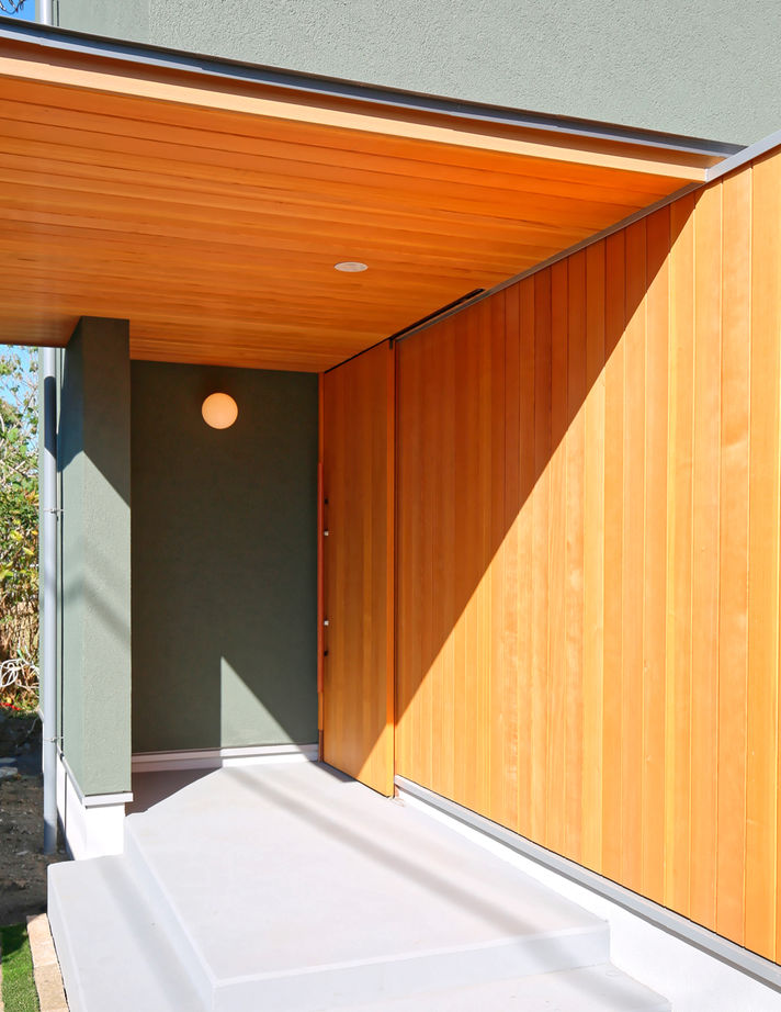 新進建設 【3100万円／31.1坪／土間／間取り図あり】心地よい無垢の香りに包まれる。自然と調和する海辺の家。の建築実例画像7