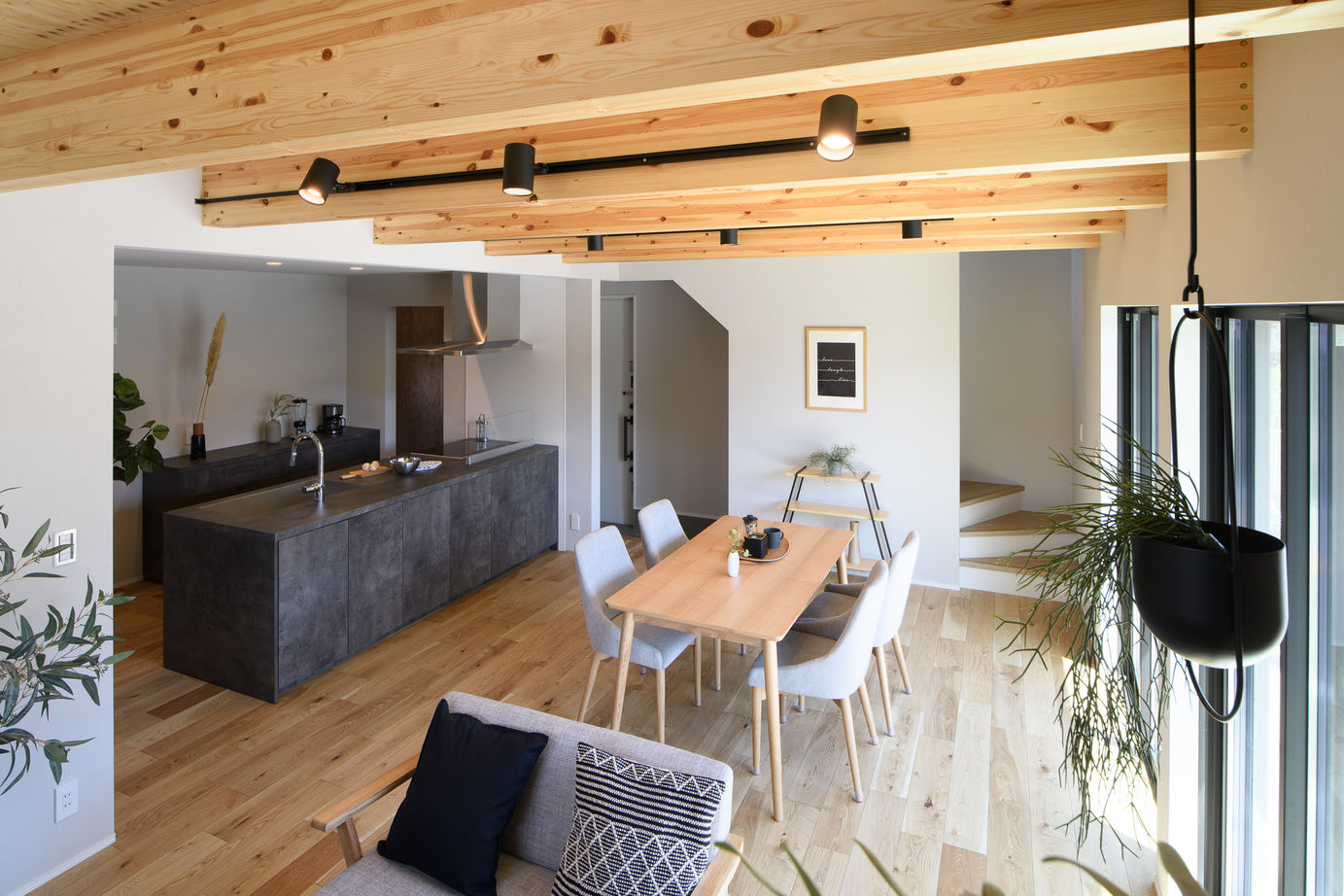 新進建設 【2200万円/30坪/ZEH/間取り図あり】圧倒的な高性能×驚愕のコストパフォーマンスに家族全員が「大満足」の建築実例画像10