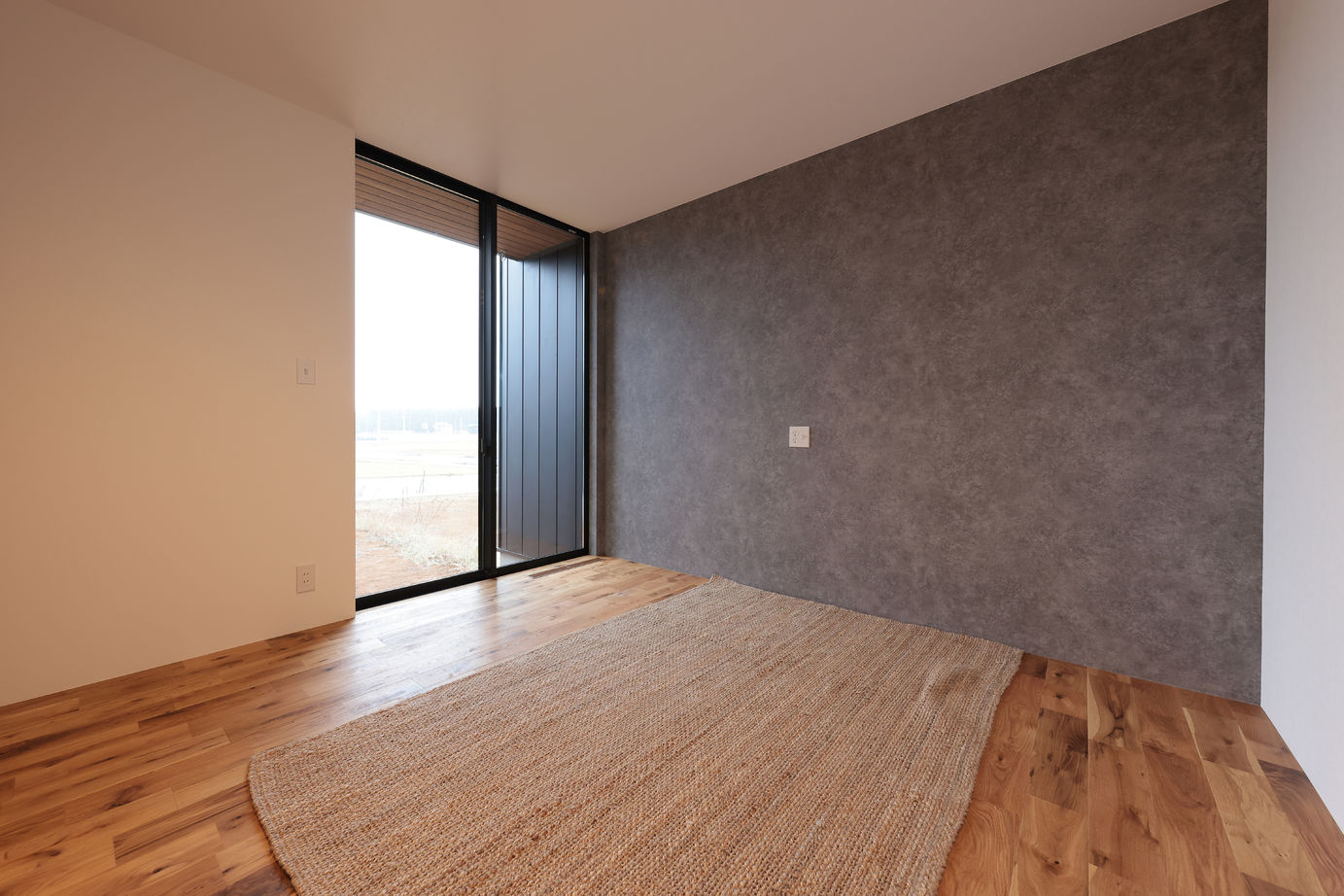 ＰＬＵＳ　ＨＡＵＳ（プラスハウス） スタイリッシュモダンなBlack＆Grayの家の建築実例画像10