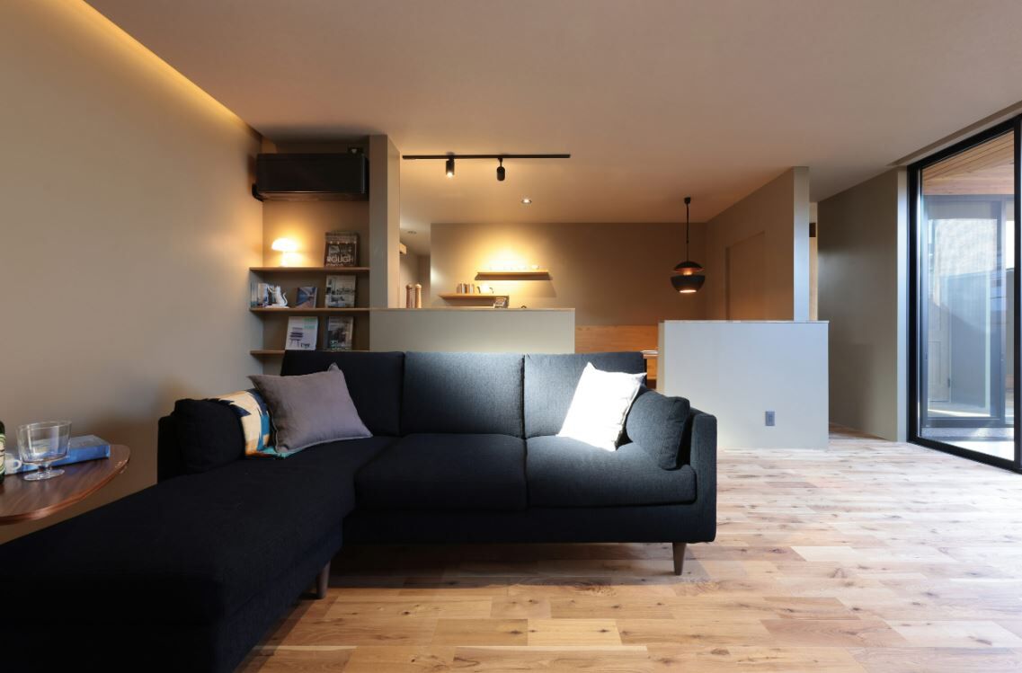 ＰＬＵＳ　ＨＡＵＳ（プラスハウス） 【本体価格2500～3000万円／28.0坪】アートを愉しむ部屋を備えて特別感溢れるリゾートライクな平屋の建築実例画像4