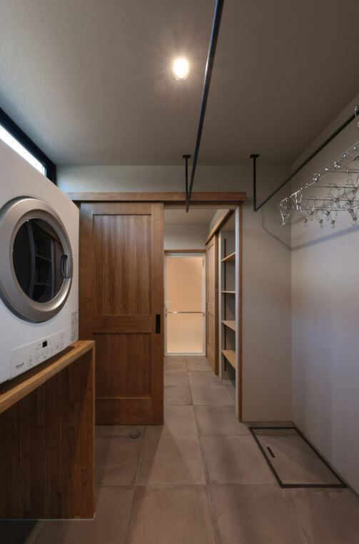 ＰＬＵＳ　ＨＡＵＳ（プラスハウス） 【本体価格2500～3000万円／28.0坪】アートを愉しむ部屋を備えて特別感溢れるリゾートライクな平屋の建築実例画像7