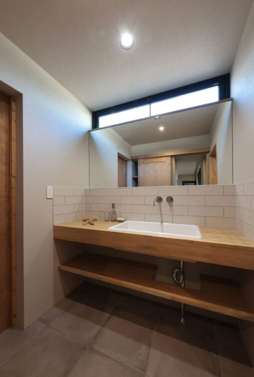 ＰＬＵＳ　ＨＡＵＳ（プラスハウス） 【本体価格2500～3000万円／28.0坪】アートを愉しむ部屋を備えて特別感溢れるリゾートライクな平屋の建築実例画像8