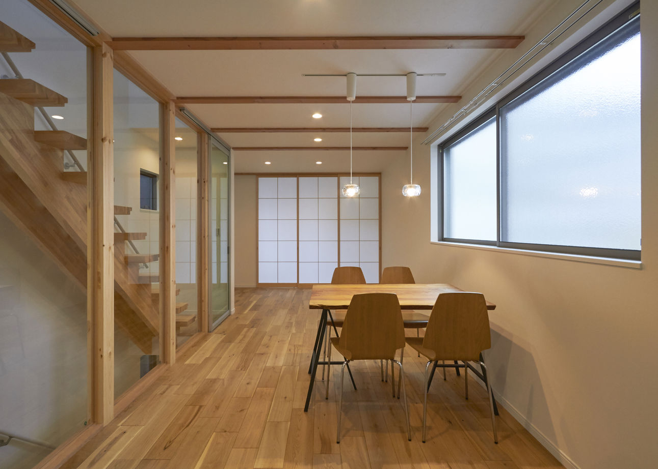 一級建築士事務所　福島工務店 【大阪府大阪市/2000万円台/狭小地/ビルトインガレージ】耐震断熱最高等級を実現外から見えない3階建て実例の建築実例画像3