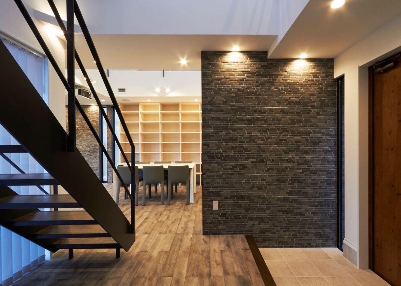 一級建築士事務所　福島工務店 【兵庫県西宮市/4000万円台】SE構法により二つの吹抜けを実現。アイアン手摺もお似合いのお住まいの建築実例画像5