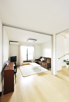 エフイーホーム 【大阪　～1500万円台】狭小地に適した重量鉄骨の家　敷地15坪で広々二世帯住宅を実現の建築実例画像3