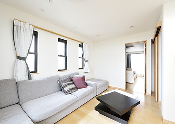 エフイーホーム 【大阪　～1500万円台】狭小地に適した重量鉄骨の家　敷地15坪で広々二世帯住宅を実現の建築実例画像5