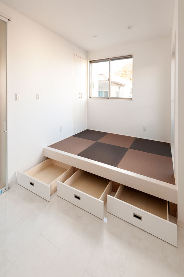 エフイーホーム 【大阪/1000万円台/狭小25坪/3階建て/重量鉄骨】白を基調としたハワイアンテイストの家の建築実例画像10