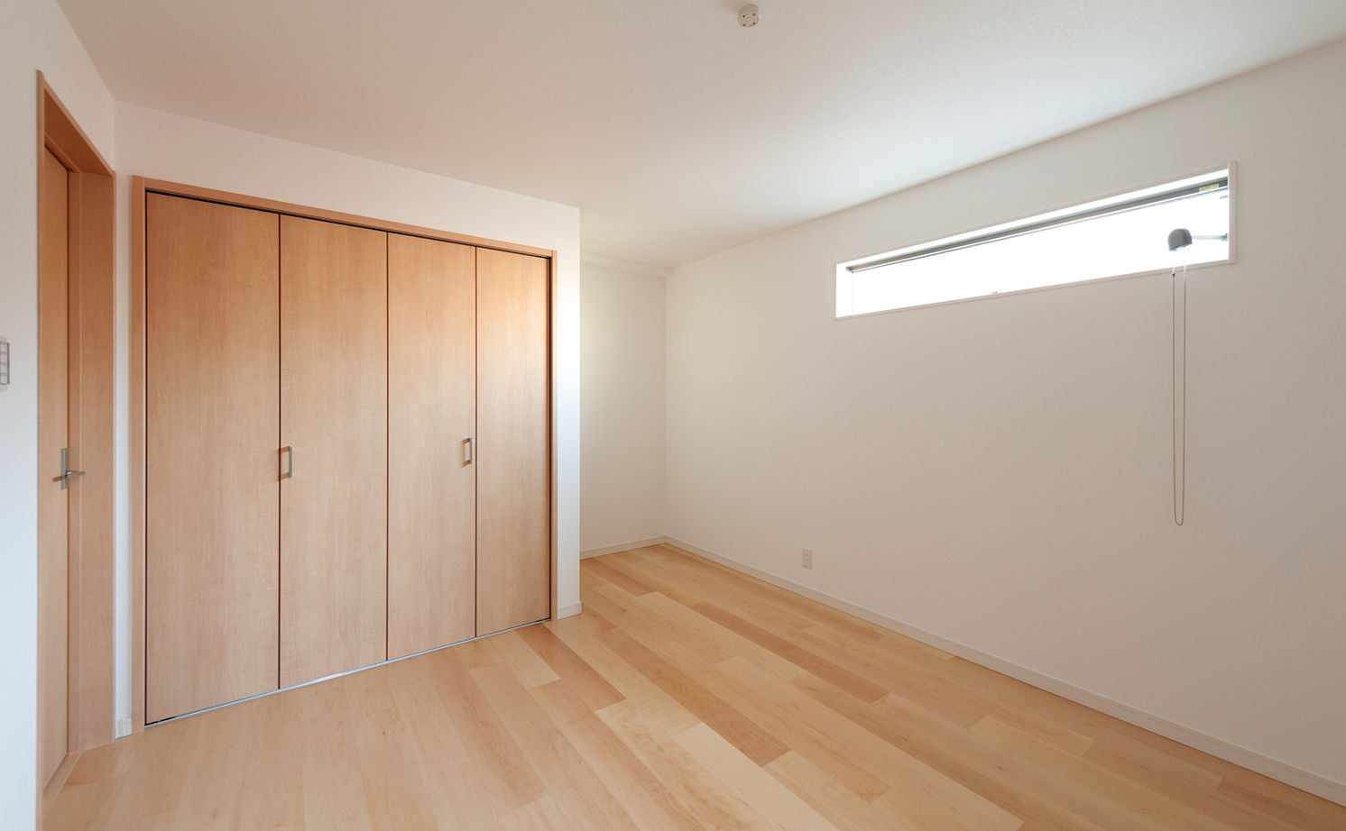 エフイーホーム 【大阪/1000万円台/狭小25坪/3階建て/重量鉄骨】白を基調としたハワイアンテイストの家の建築実例画像14