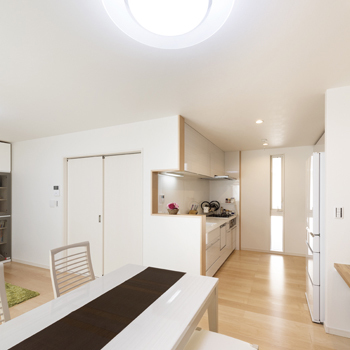 【SUUMO】 【大阪/1000万円台/狭小18坪/間取り図/重量鉄骨】屋上付きの3階建て。広いリビングのある二世帯住宅 - エフイーホーム ...