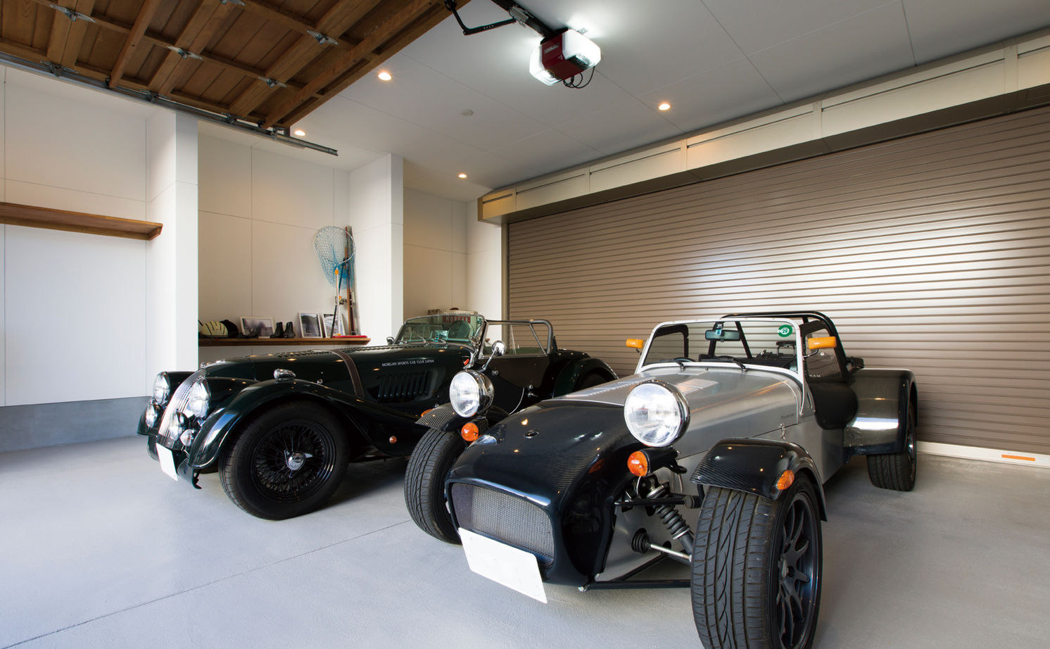 チェックハウス 【平屋/インナーガレージ/中庭/間取り図】コの字の平屋。「全館空調でわが家がリゾートになりました」の建築実例画像2