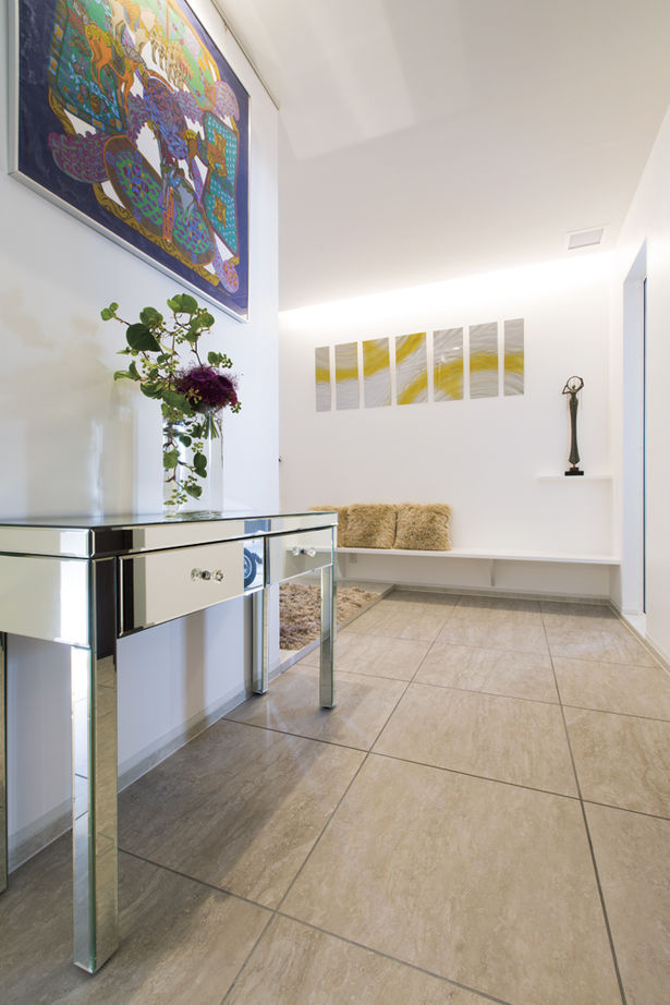 チェックハウス 【平屋/インナーガレージ/中庭/間取り図】コの字の平屋。「全館空調でわが家がリゾートになりました」の建築実例画像16