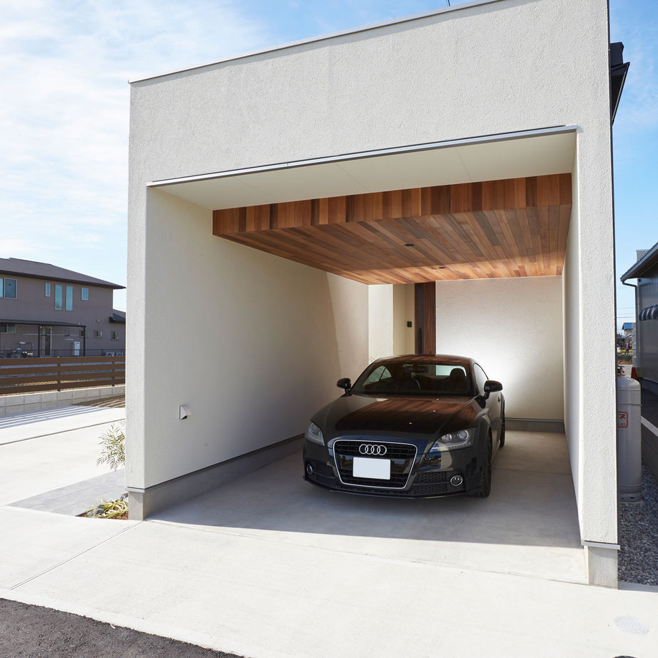 チェックハウス 【30坪台/ガレージハウス】質感を生かすシンプルデザイン。吹き抜けリビングで明るさ十分なガレージハウスの建築実例画像3