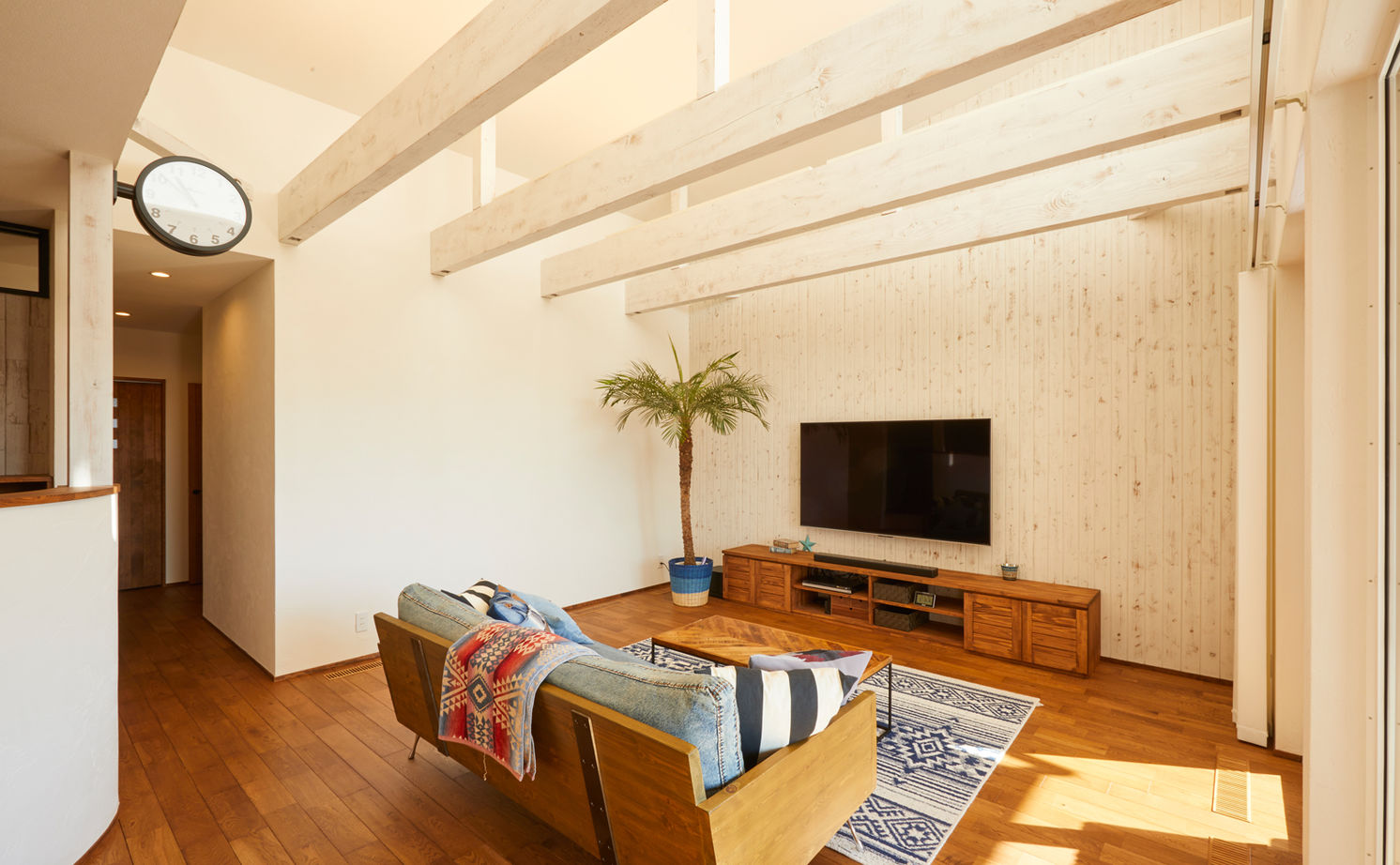 チェックハウス 【平屋/40坪台/全館空調】「間取りの工夫で家事がしやすいです！」カリフォルニアスタイルのかっこいい平屋の建築実例画像6