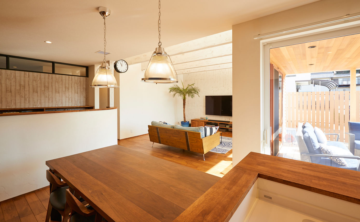 チェックハウス 【平屋/40坪台/全館空調】「間取りの工夫で家事がしやすいです！」カリフォルニアスタイルのかっこいい平屋の建築実例画像11