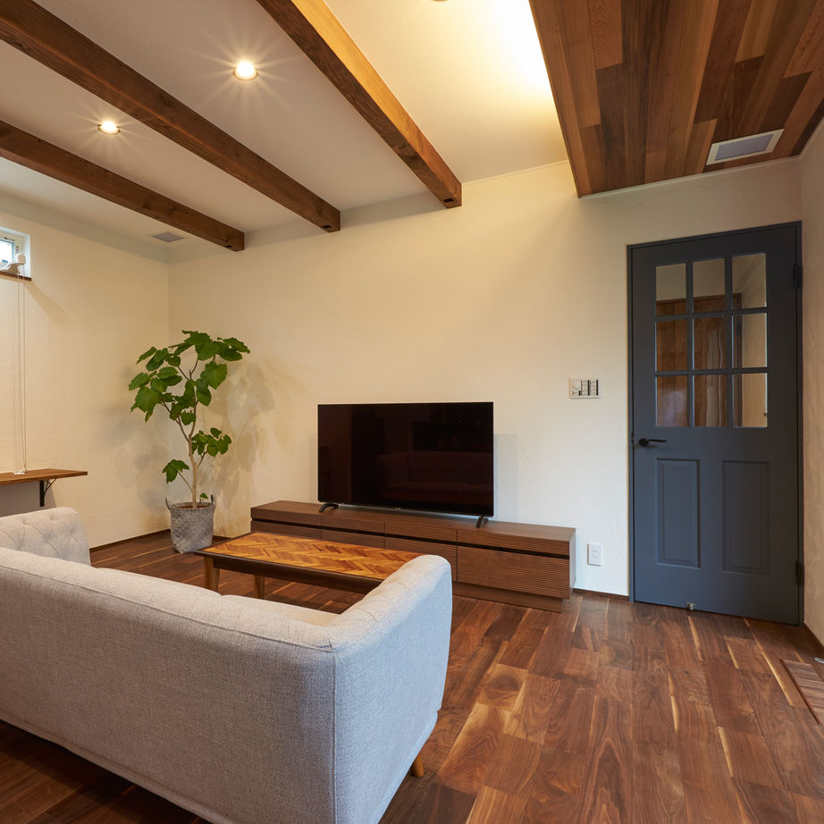 チェックハウス 【2000万円台/平屋/旗竿敷地/全館空調】変形地を生かした男前な平屋。「全館空調を採用してよかったです」の建築実例画像7