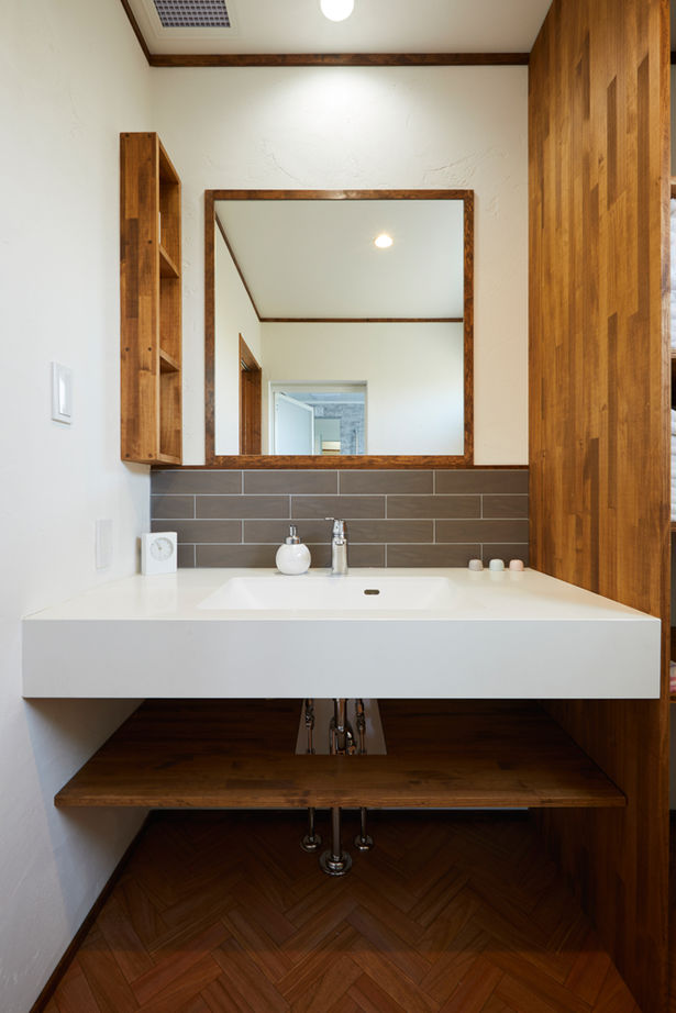 チェックハウス 【平屋/40坪台/ガレージ/間取り図】全館空調で家の中はまるでリゾート。中庭や仲間と過ごす「離れ」もの建築実例画像10