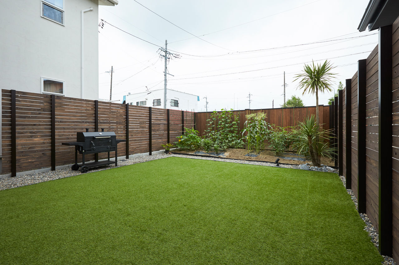 チェックハウス 【30坪台/中庭のある家/アメリカンヴィンテージ】中庭でＢＢＱや家庭菜園。アメリカンデザインの家の建築実例画像4