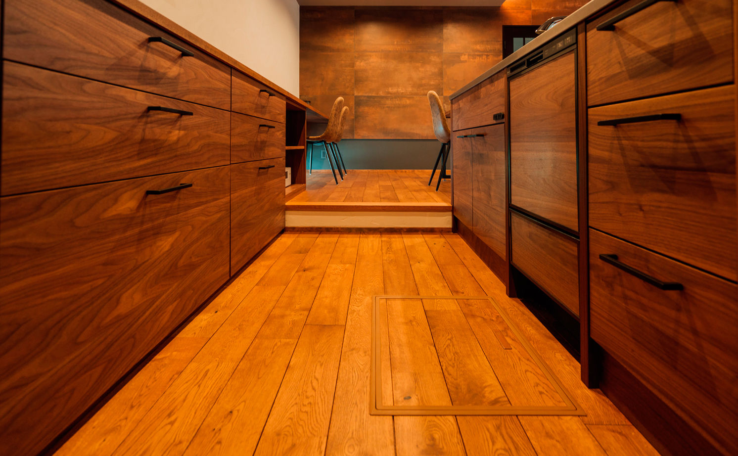 チェックハウス 【平屋/30坪/コの字/中庭】鉄骨階段が使いたくて平屋に小屋裏をプラス。「カフェみたいな家になりました」の建築実例画像14