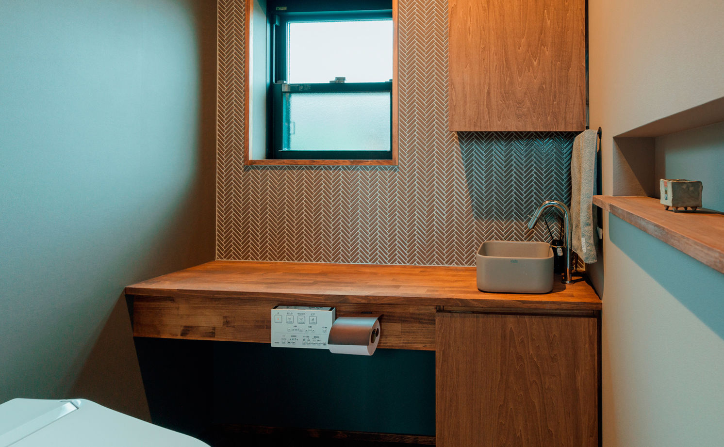 チェックハウス 【平屋/30坪/コの字/中庭】鉄骨階段が使いたくて平屋に小屋裏をプラス。「カフェみたいな家になりました」の建築実例画像20