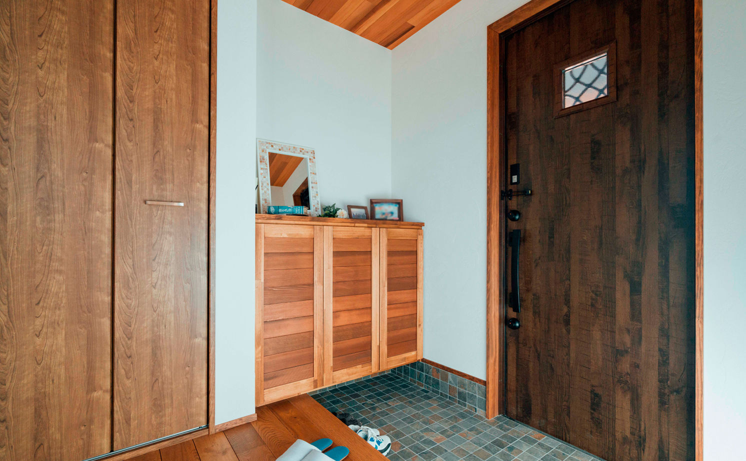 チェックハウス 【平屋/2000万円台/30坪/コの字/中庭】"離れ"で楽器を弾く時間が幸せ。「ロフトはマンガ喫茶みたいです」の建築実例画像17