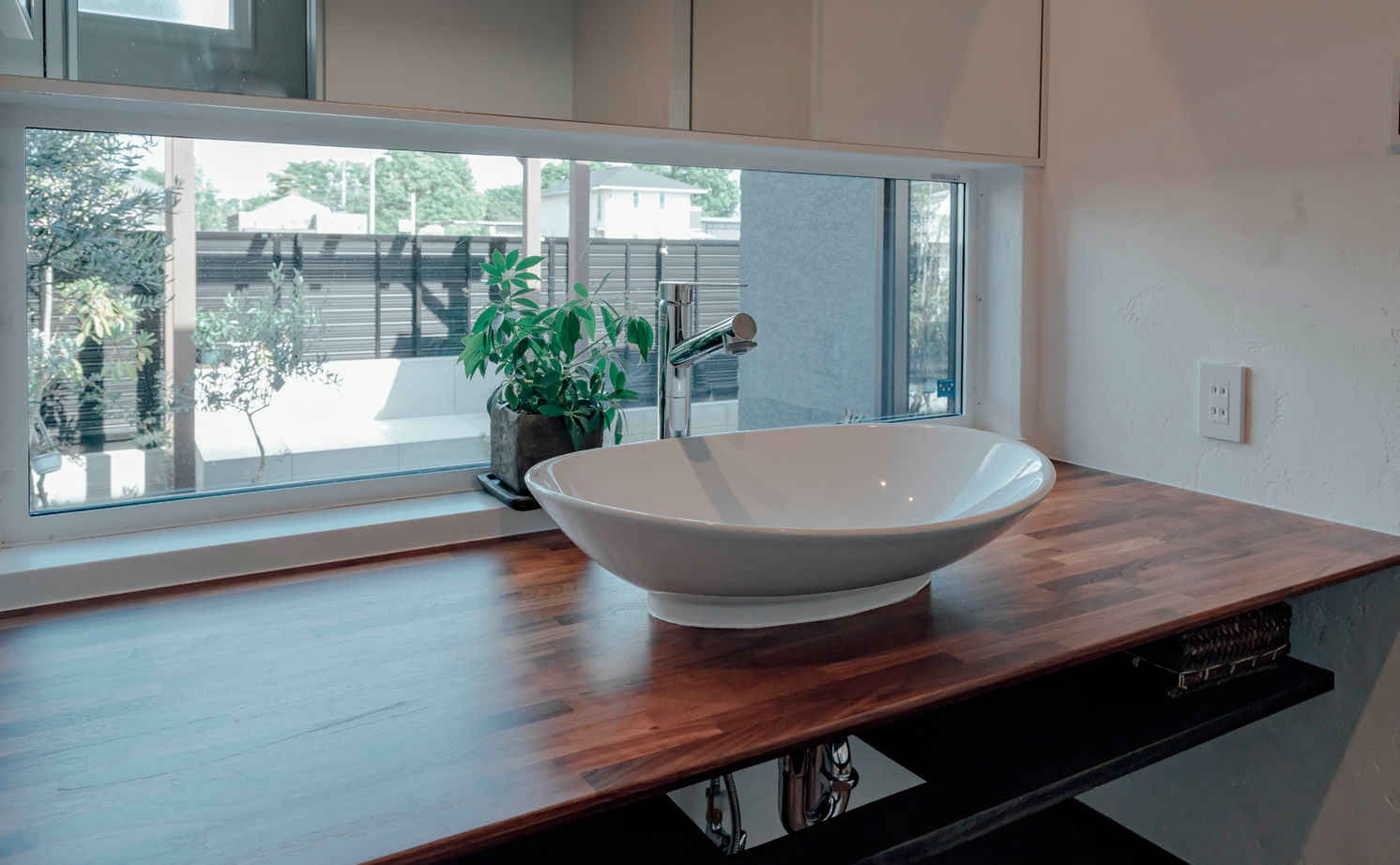 チェックハウス 【平屋/30坪/全館空調/岐阜市】アジアンリゾートの気分をわが家で。趣味を満喫する40代夫婦の平屋暮らしの建築実例画像11