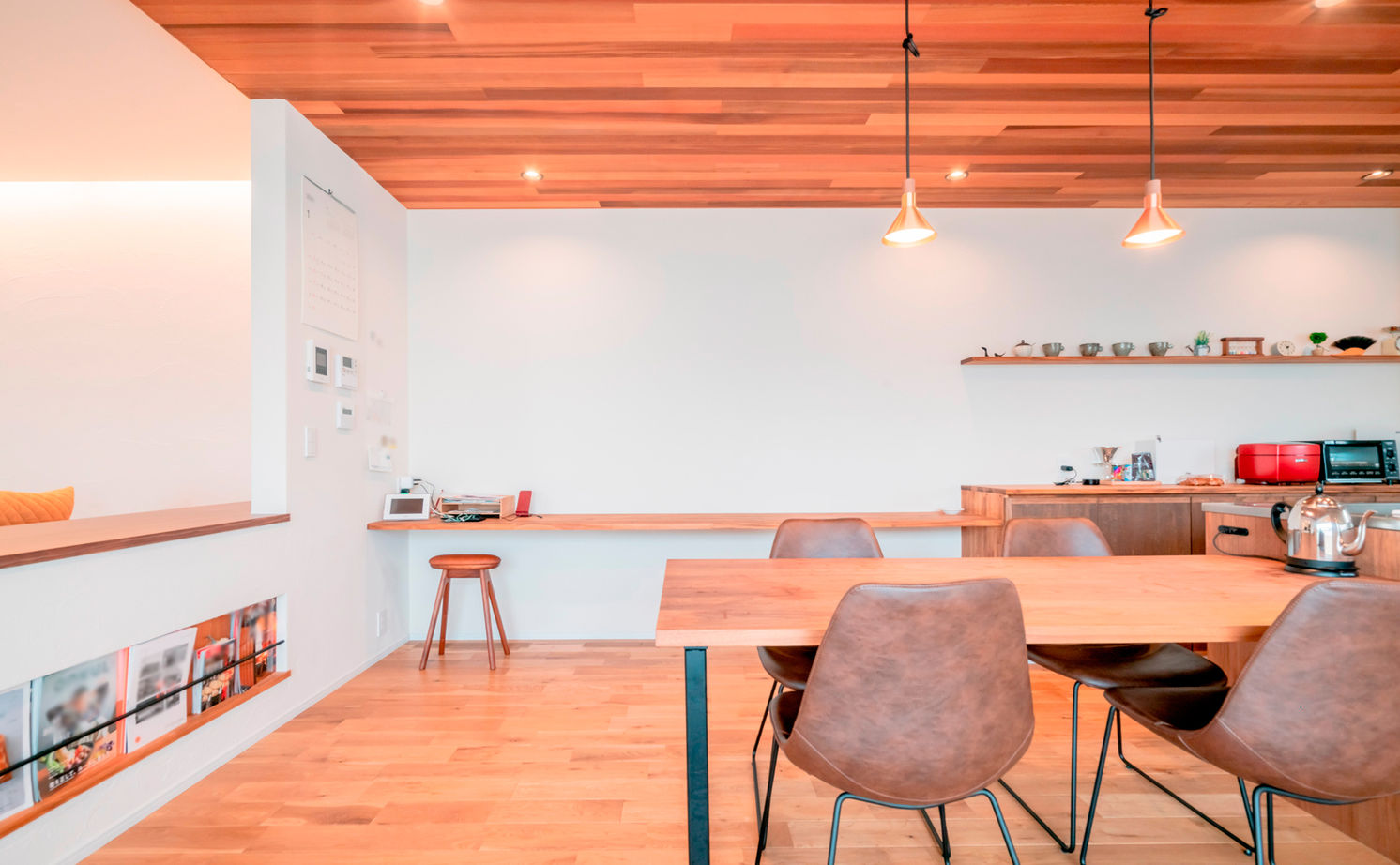 チェックハウス 【平屋/3000万円台/30坪台/コの字】自然素材のシンプルな平屋「全館空調で開放的な空間でも家じゅう快適」の建築実例画像5