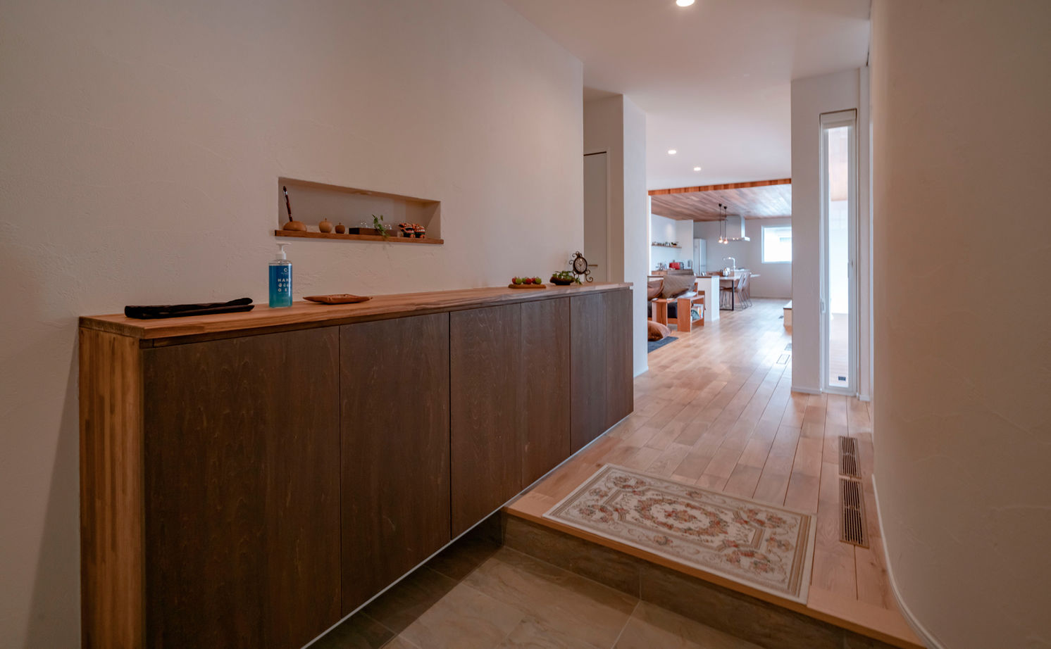 チェックハウス 【平屋/3000万円台/30坪台/コの字】自然素材のシンプルな平屋「全館空調で開放的な空間でも家じゅう快適」の建築実例画像15