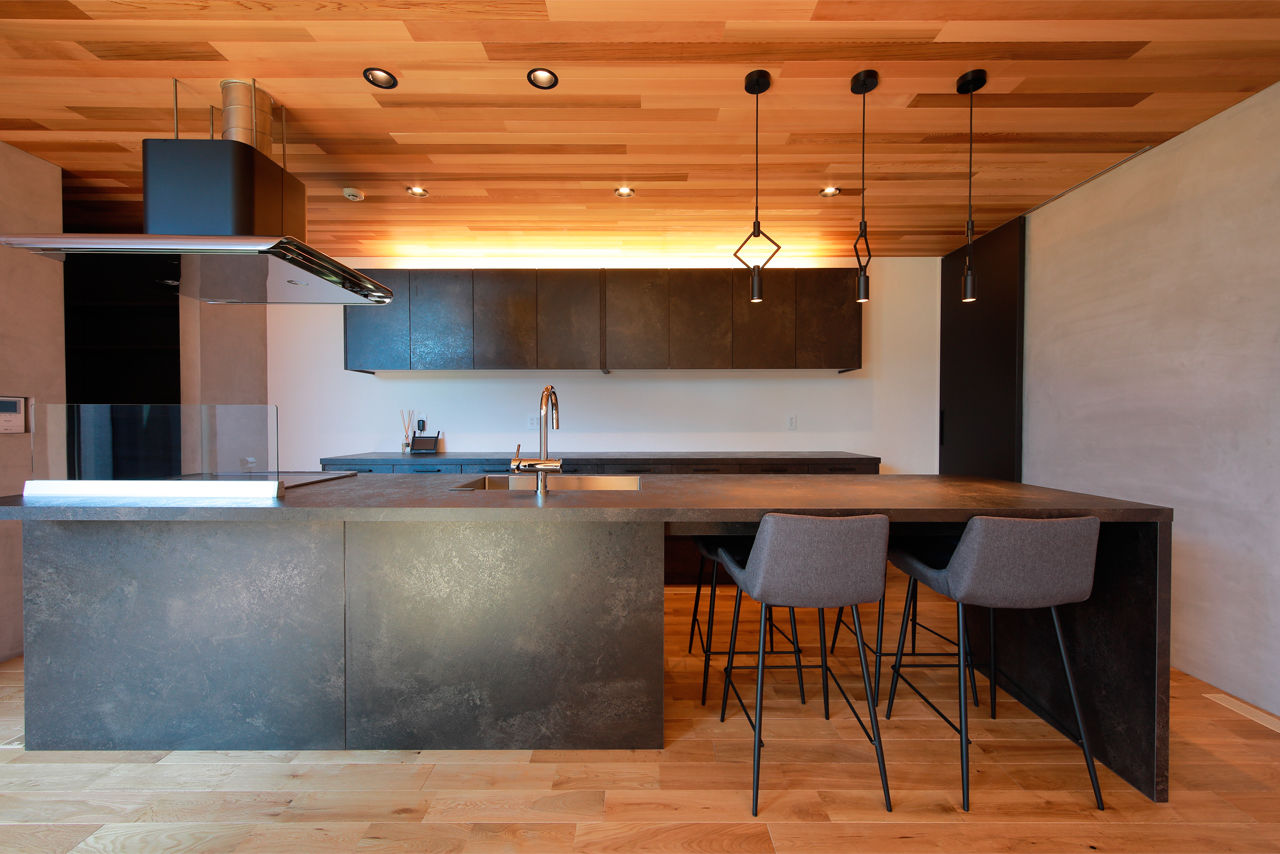 チェックハウス 【3000万円台/3LDK/半平屋/中庭/間取り図有】全館空調のホテルライクな家でカーテン不要の開放的な暮らしの建築実例画像4