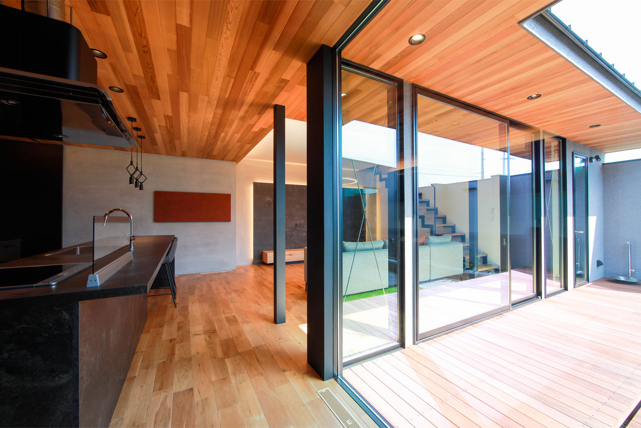 チェックハウス 【3000万円台/3LDK/半平屋/中庭/間取り図有】全館空調のホテルライクな家でカーテン不要の開放的な暮らしの建築実例画像10