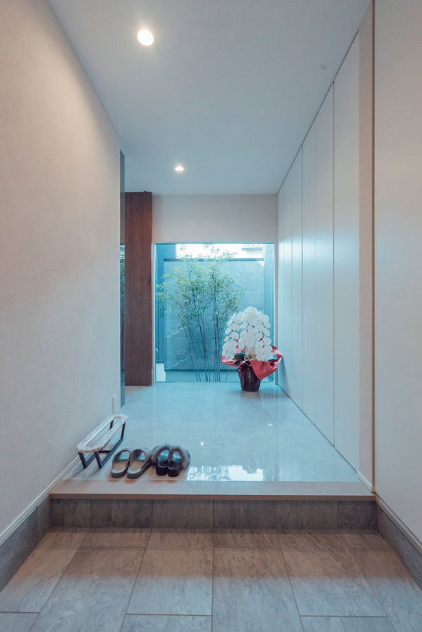 チェックハウス 【4LDK/半平屋/ホテルライク/間取り図有】好きなものに囲まれのんびり過ごす。夫婦のモノトーンな半平屋の建築実例画像10