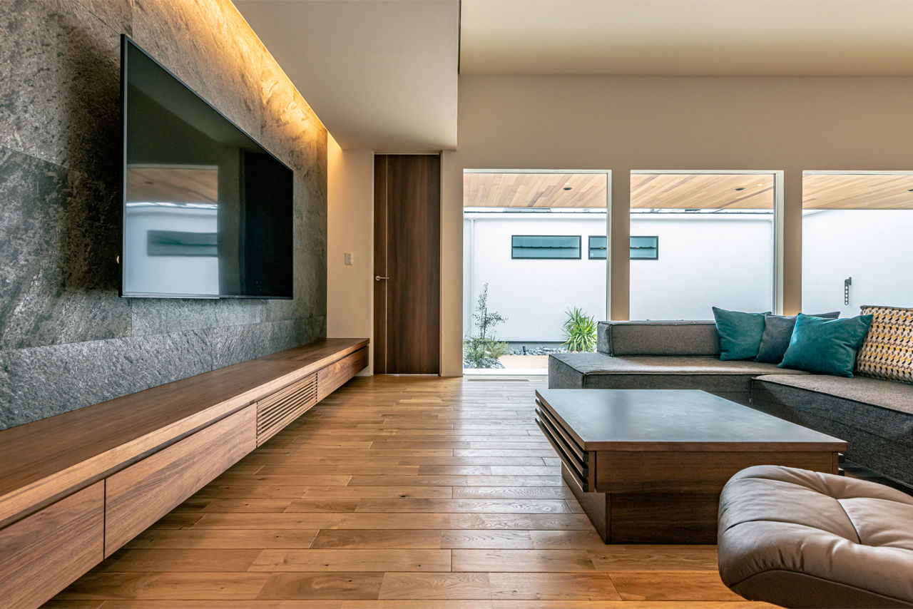 チェックハウス 【平屋/中庭/3LDK/間取り図有】外に閉じた中庭でアウトドアを満喫。全館空調で愛猫もストレスフリーな平屋の建築実例画像4