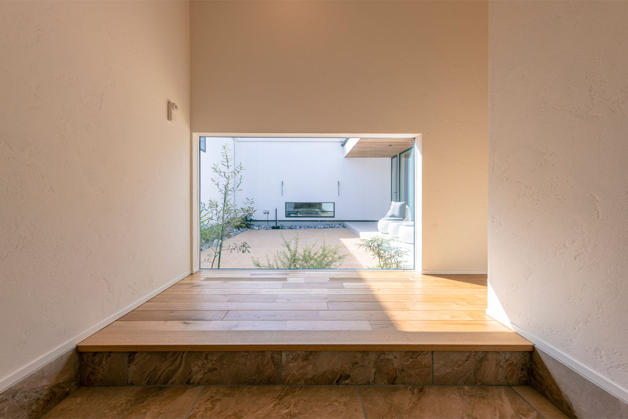 チェックハウス 【平屋/中庭/3LDK/間取り図有】外に閉じた中庭でアウトドアを満喫。全館空調で愛猫もストレスフリーな平屋の建築実例画像7