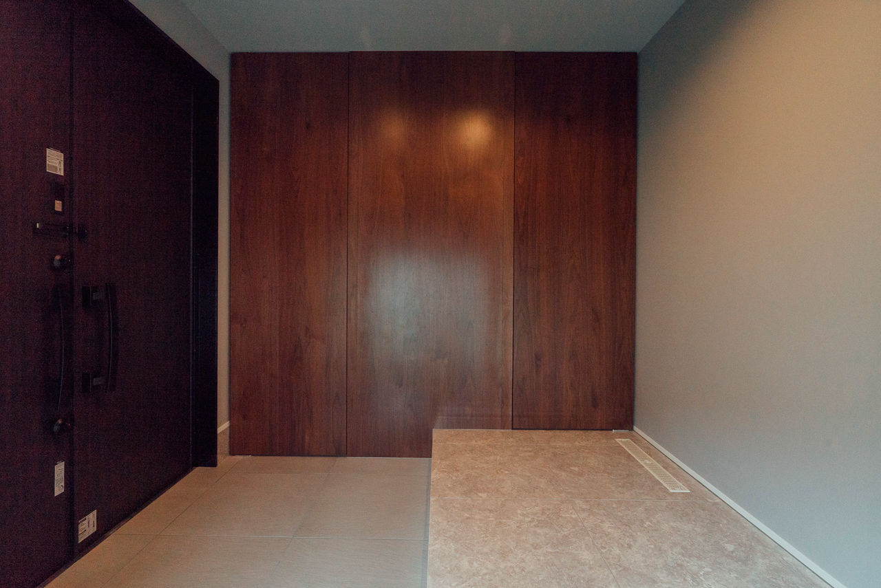 チェックハウス 【40坪台/中庭/全館空調/岐阜県】中庭をロの字に囲んで開放的に。生活感のないホテルライクな２階建ての建築実例画像7