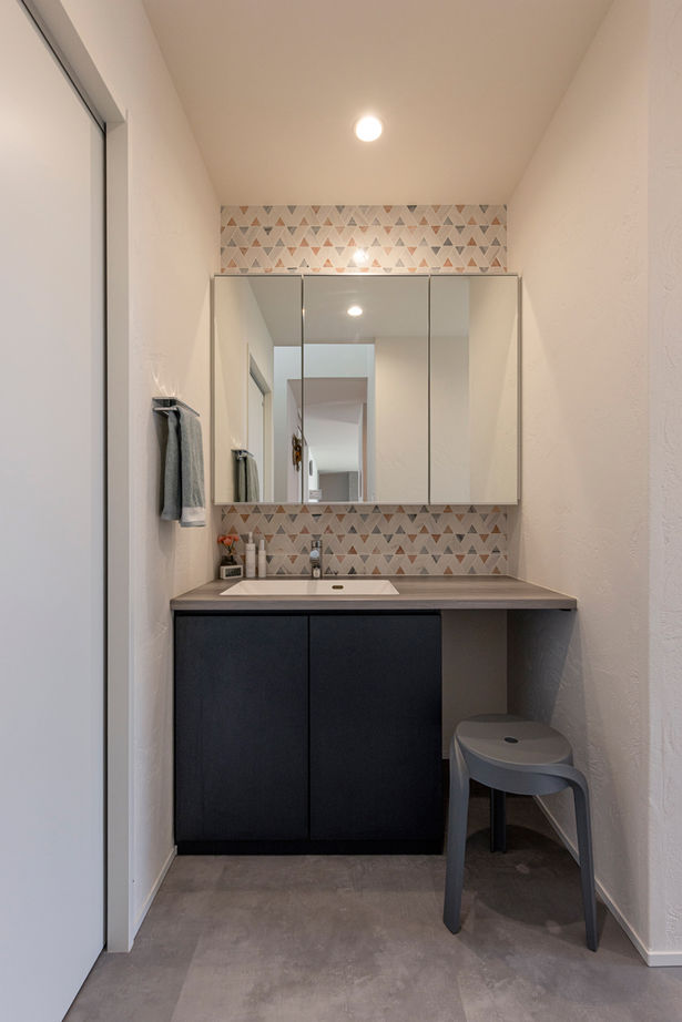 チェックハウス 【2000万円台/30坪台/3LDK/変形地/間取り】変形地でコストダウン。平屋のように暮らす家事ラク子育てハウスの建築実例画像8