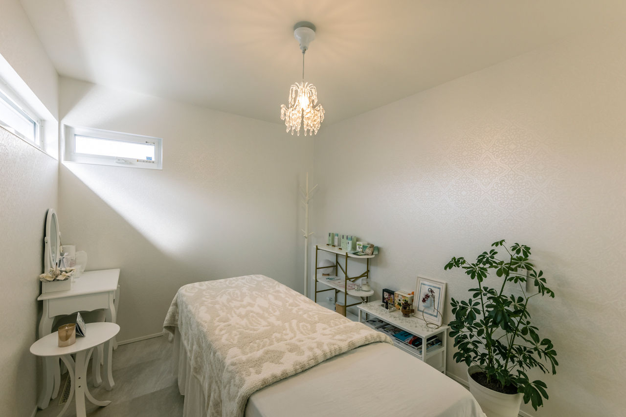 チェックハウス 【40坪台/中庭/ホテルライク】まるで海外ホテルのようなホワイトインテリア。開放感たっぷりで高級感ある家の建築実例画像7