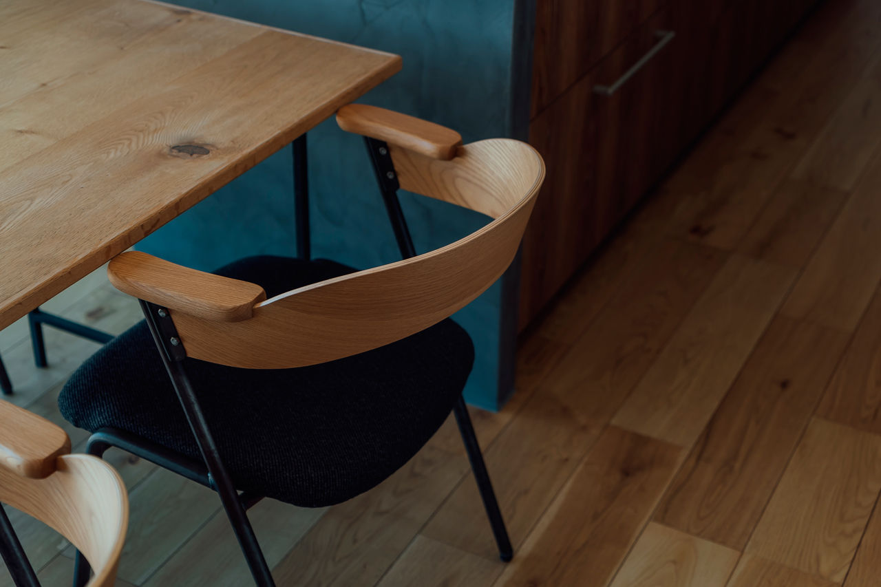 チェックハウス 【平屋/32坪/コンパクトでも開放感】ムラのある外観がかっこいい。あえて建物をナナメに配置した理由とは？の建築実例画像9