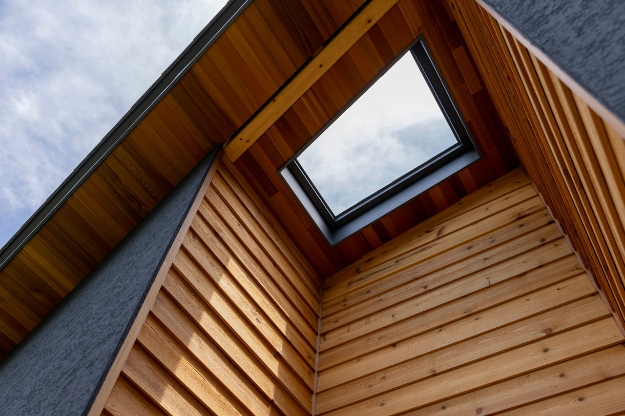 チェックハウス 【ガレージハウス/平屋風の暮らし】５ｍ超の吹抜も全館空調で快適！平屋？２階建て？２つの表情がある家の建築実例画像10