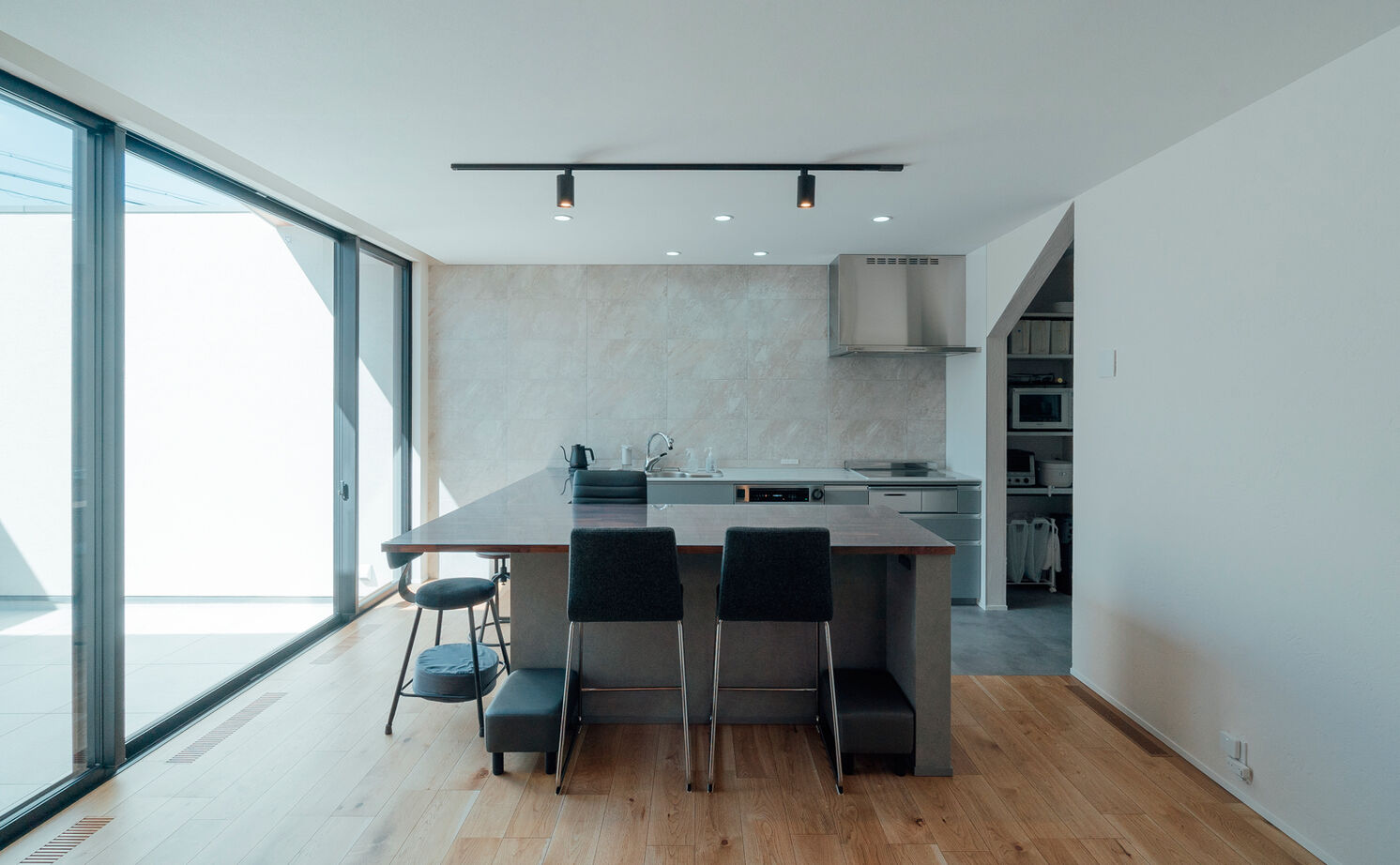 チェックハウス 【平屋/20坪台/縦長の土地/2000万円台】コンパクトハウスの理想的な間取り。参考になるアイデア満載の平屋の建築実例画像4