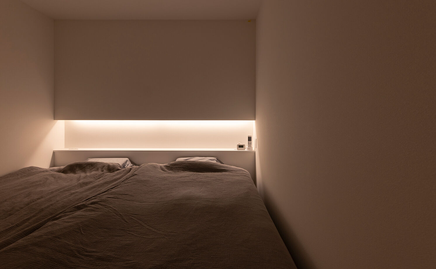 チェックハウス 【インナーガレージ/２階リビング】インテリアも住み心地もホテルライク。２階に中庭のあるガレージハウスの建築実例画像10